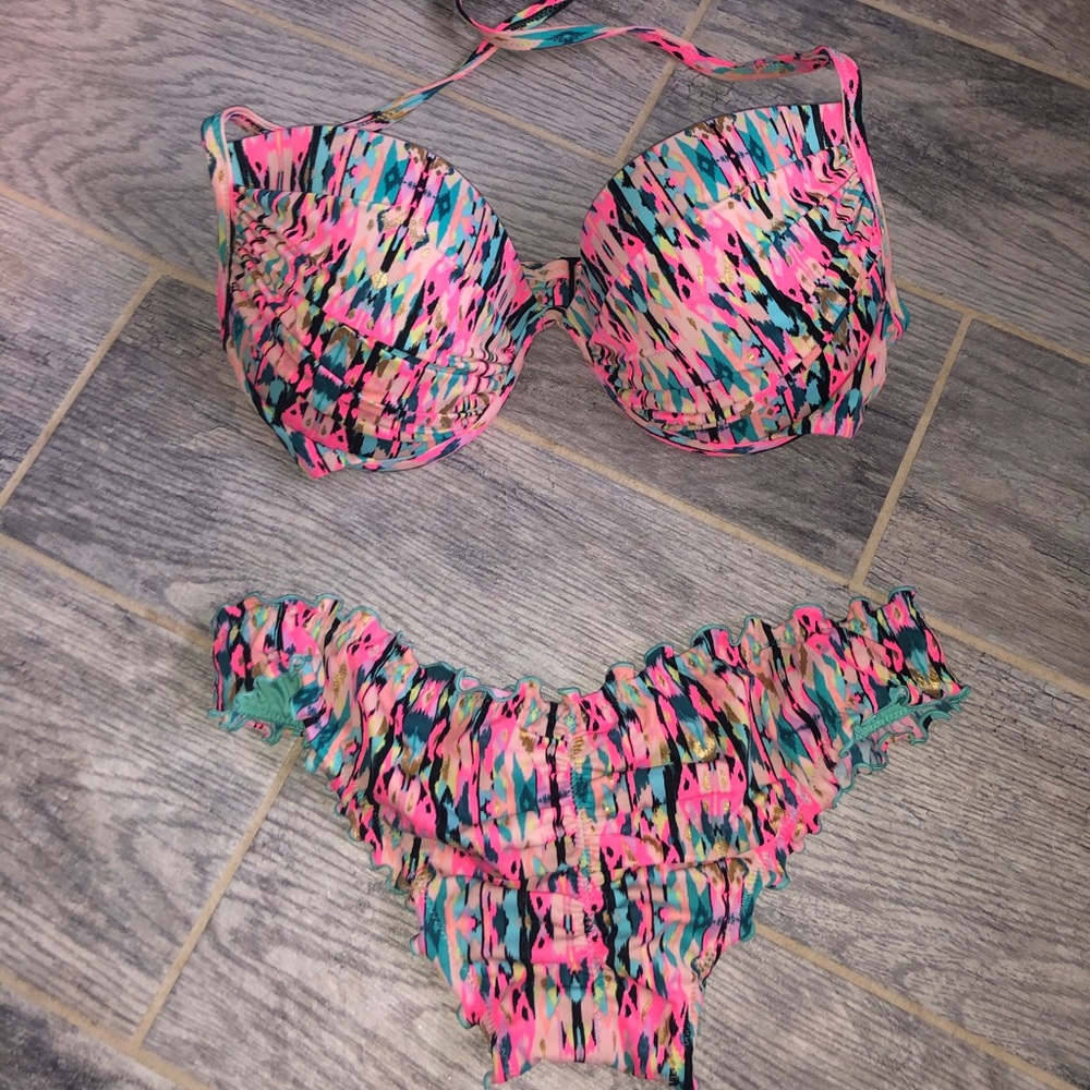 Shade Shore bikini top